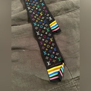 Louis Vuitton scarf. Worn once.